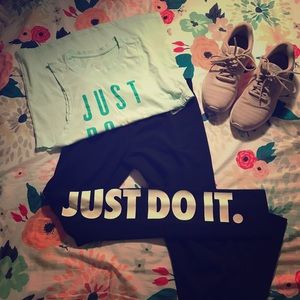 Women’s Black Just Do It Nike Leggings Size M